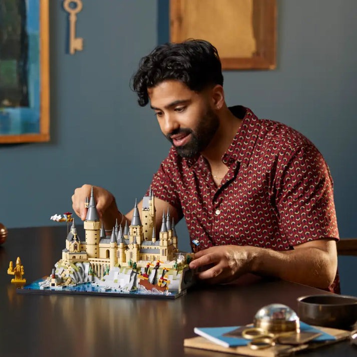 Castelo e Terrenos de Hogwarts - Harry Potter (2660 peças)