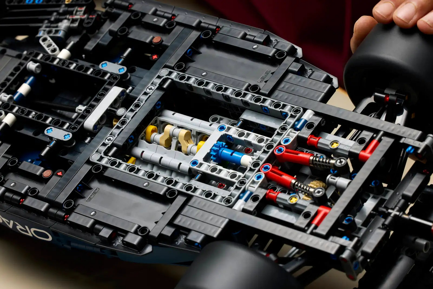 Fórmula 1 - Red Bull Racing ORACLE RB20 (1639 peças)