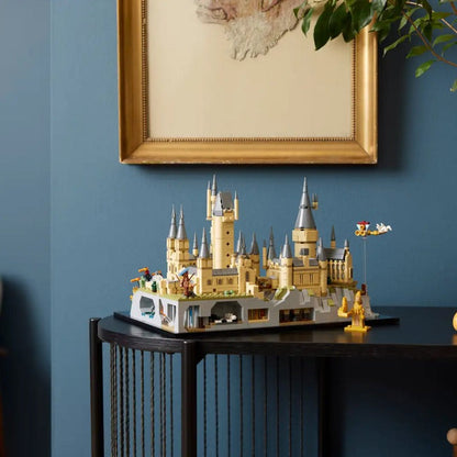 Castelo e Terrenos de Hogwarts - Harry Potter (2660 peças)