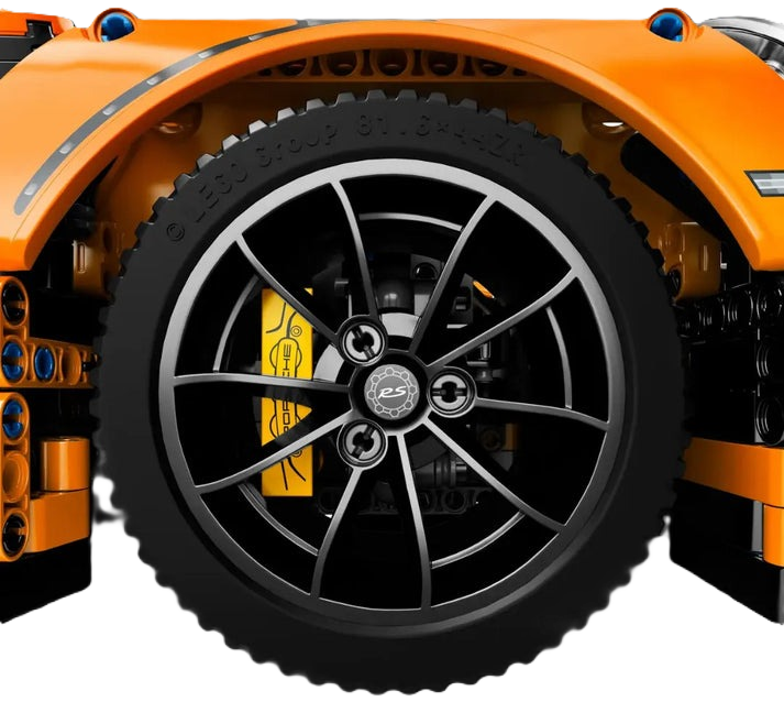 Porsche 911 GT3 RS (2704 peças)